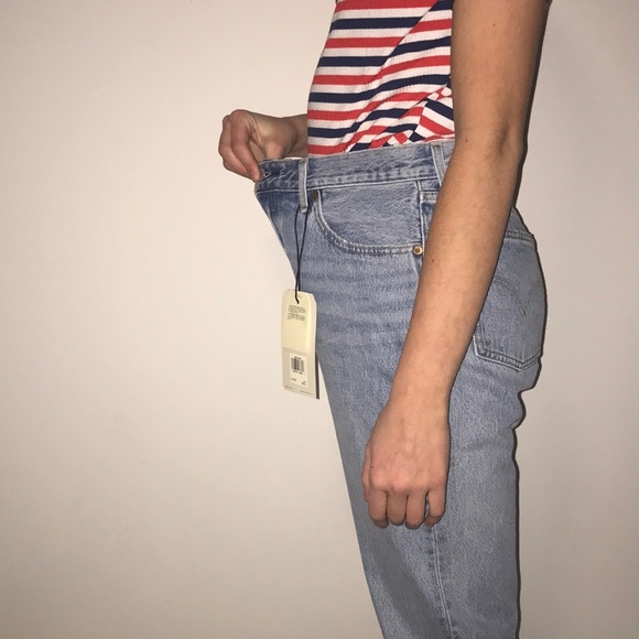 Levi’s Non-Stretch High Rise Straight Leg 501 - Picture 4 of 8